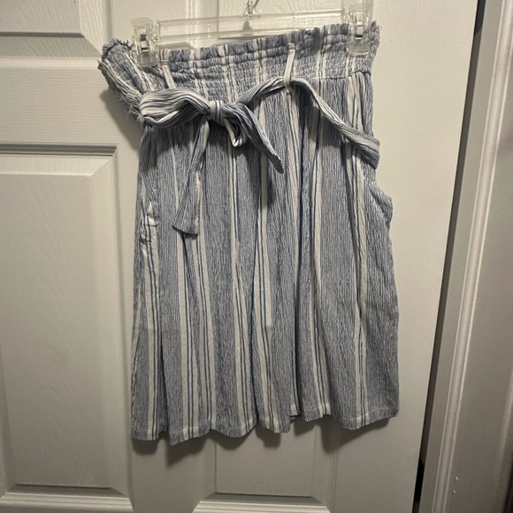High Waited Linen Skirt - Picture 1 of 4